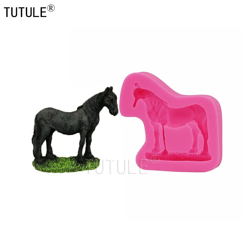 Cow & Horse Silicone Mold – Farm Animal Resin, Clay & Fondant Mould, Food‑Safe Flexible Mustang Pony Shape
