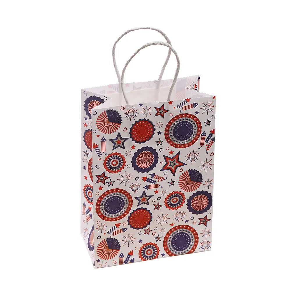 6Pcs Independence Day Theme Party Paper Gift Bags American Flag Patriotic Candy Packing Bag 4th of July Party Party Decoration