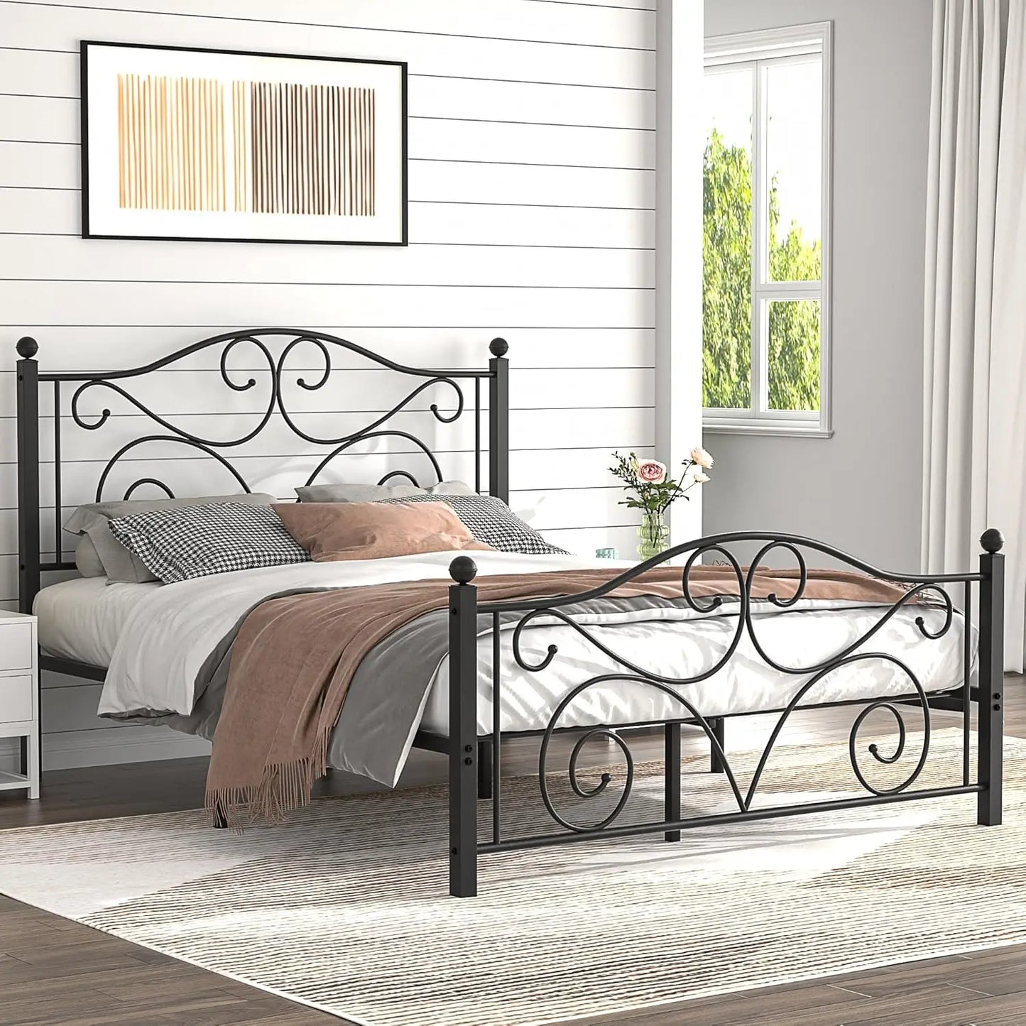 Queen Size Metal Bed Frame – Heavy‑Duty Platform with Slat Support, No Box Spring Needed