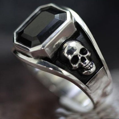 Gothic Bohemian Skull Ring for Men - Black & Gothic Jewelry with Intricate Skull & Crossbones Design, Durable Everyday & Halloween/Christmas/Thanksgiving Party Accessory, Year-Round Statement Ring for Men'S Fashion & Themed E