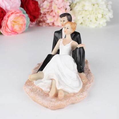 Romantic Bride & Groom Resin Figurine – Wedding Cake Topper for Valentine’s, Engagements & Anniversary Celebrations
