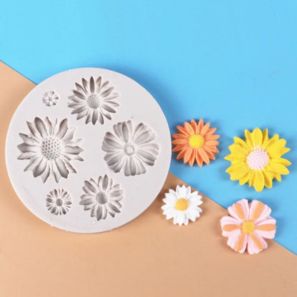 Daisy Wild Chrysanthemum Flower Silicone Sugarcraft Mold Fondant Cake Decorating Tools Candy Clay Cupcake Chocolate Baking Mold