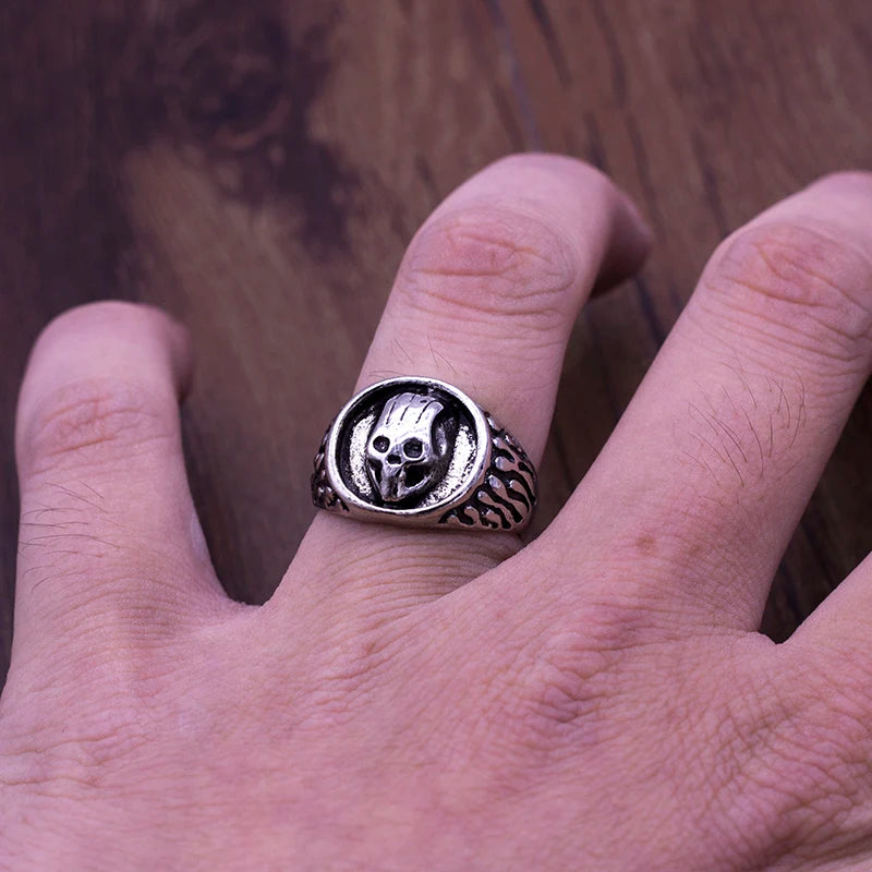 Wholesale High Quality 25pcs/lot Skull Skeleton Gothic Biker Rings Top styles Mixed Fashion Jewerly lot