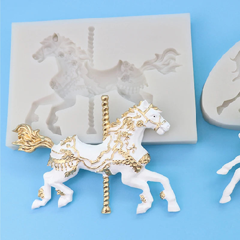 Sophronia 3D Carousel Horse Silicone Mold Fondant Cake Decorating Tools Chocolate Moulds Kitchen Baking Cupcake CandyForms  m895