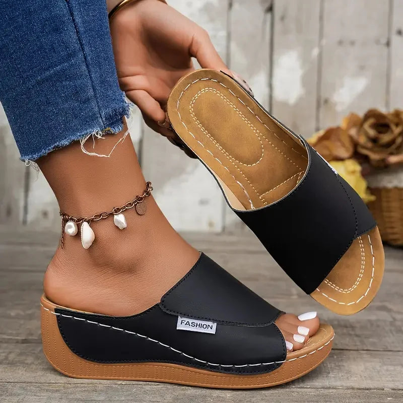 Women Wedge Slippers Summer Fashion Slippers Open Toe Breathable Sandals Comfortable Buckle Woman Shoes Slides Women