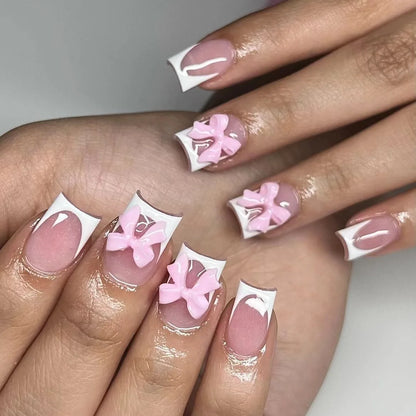 24Pcs French Pink Press on Nails Short Square Head Fake Nails with Flower Rhinestone Design Wearable Finished False Nail Tips