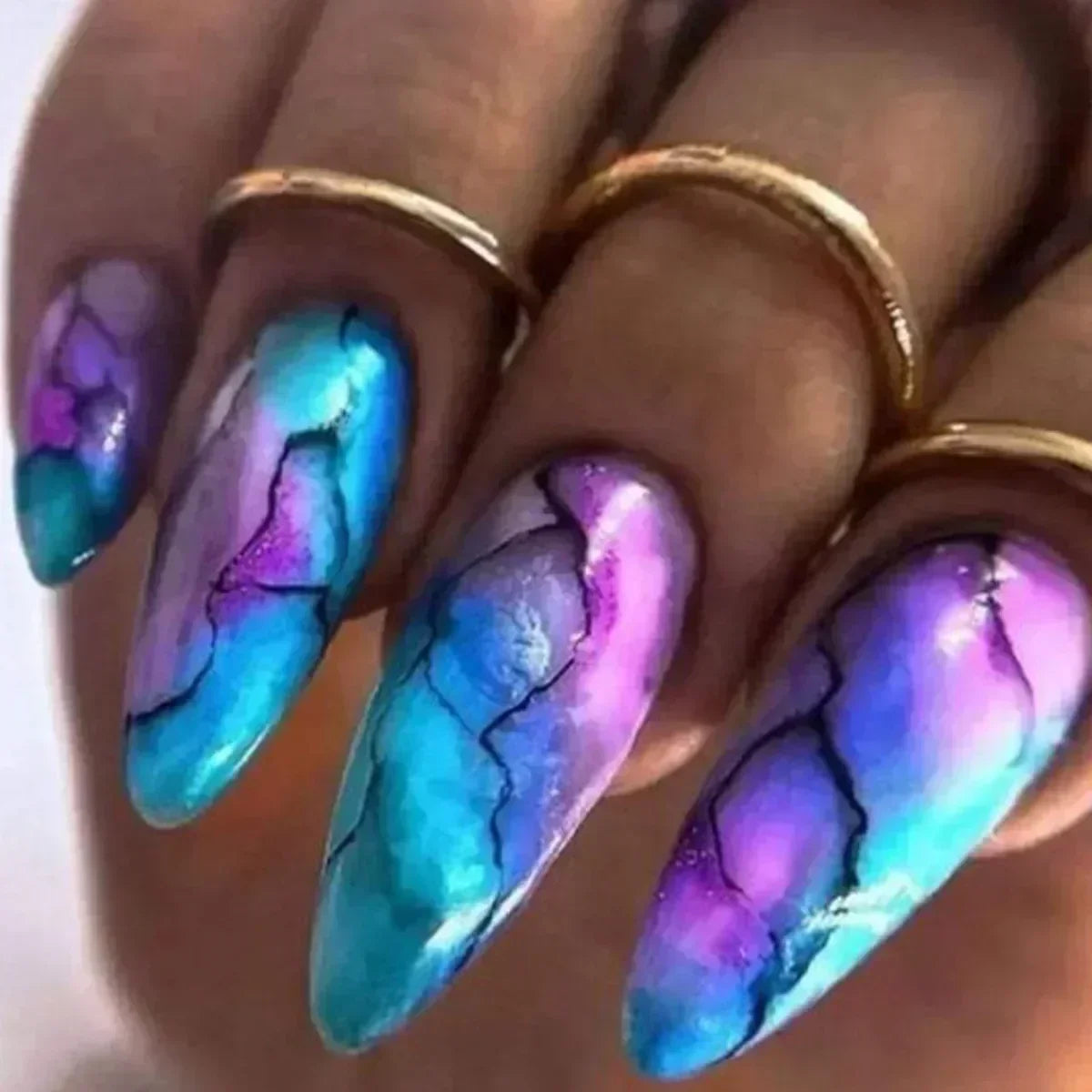 24Pcs False Full Cover Press on Nail Tips Purple Heart Almond  with Glue