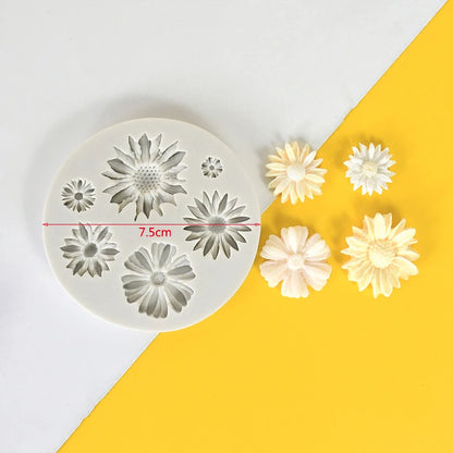 3D Mini Daisy Flower Silicone Mold Fondant Cake Decorating Tool Wedding Birthday Party Chocolate Candy Decor Pastry Baking Mould