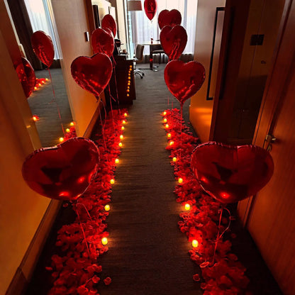 Golden I LOVE YOU Balloon Set with Simulated Petals 32 inch Heart shaped Balloon Wedding Proposal Birthday Decoration