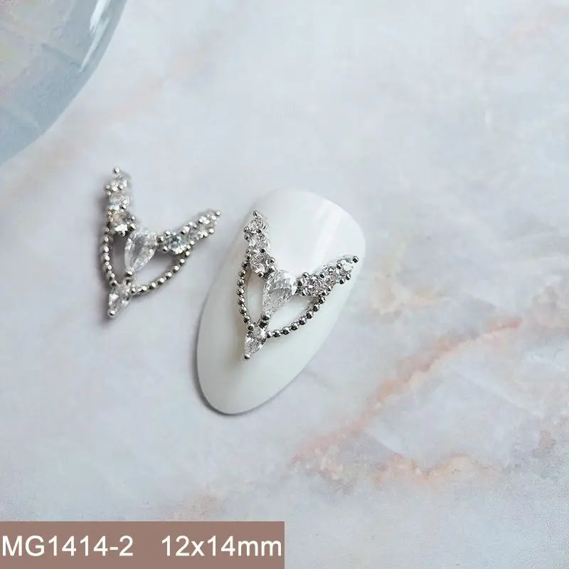 10pcs/lot Luxury No Fading Bow Butterfly Arc Nail Art Parts Zircon Crystal Manicure Nails Accesorios Supplies Decorations Charms