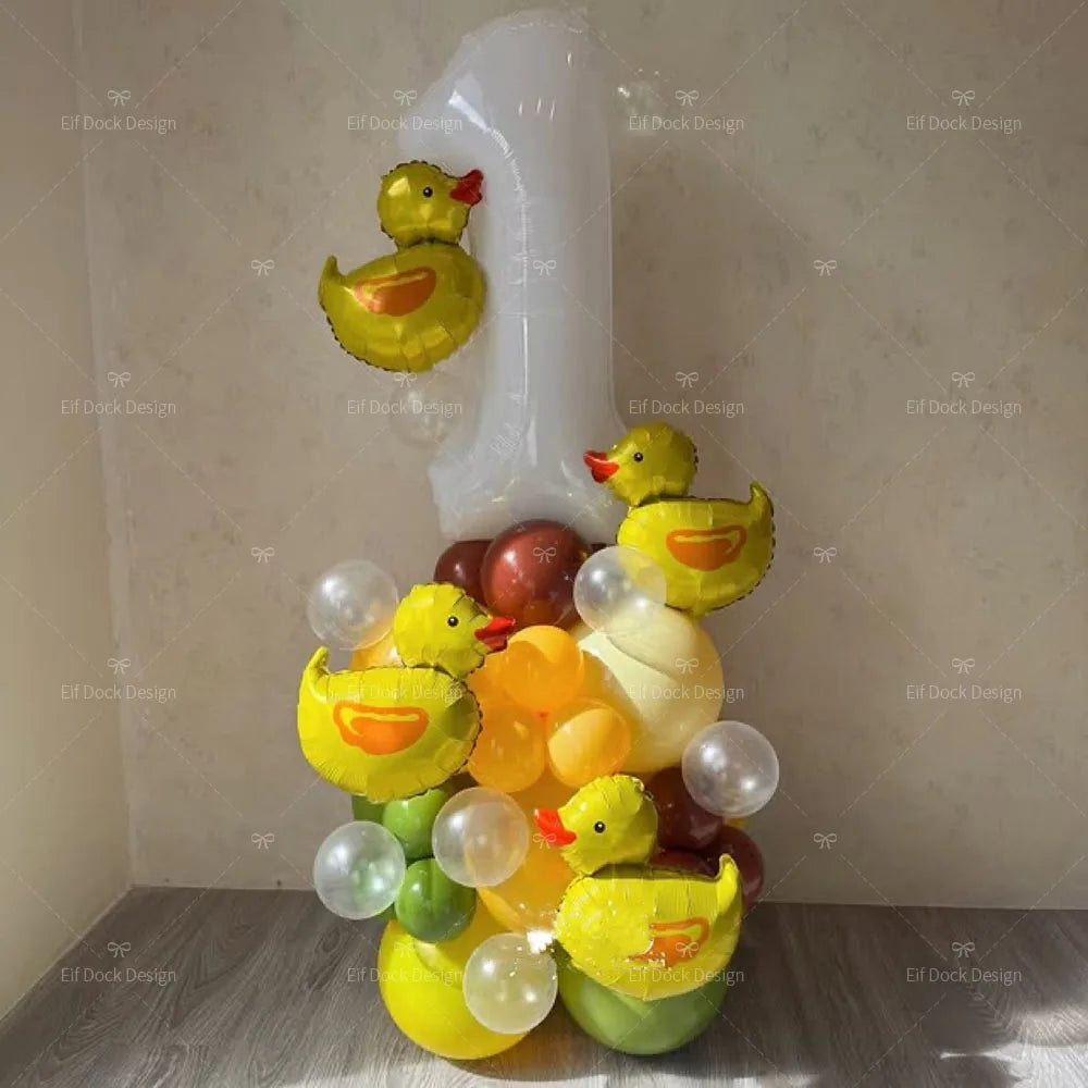 Cartoon Duck Balloon Garland Set – 32" Number Balloon (1–9) for Kids’ Birthday Party