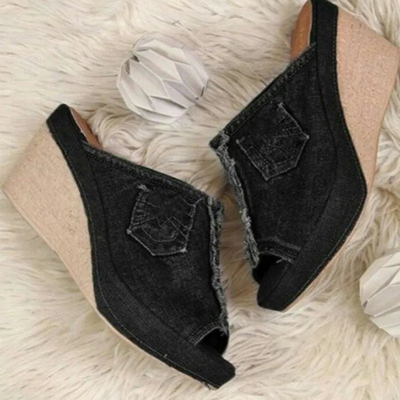 Platform fashion women's slides, summer denim slippers with wedge heels, casual sandals available in large size 43.