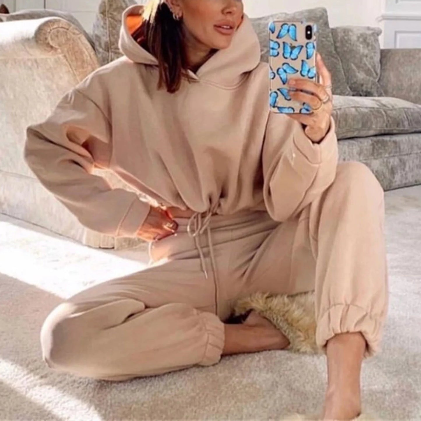 Women’s Oversized Winter Tracksuit – Hoodie & Sweatpants Set