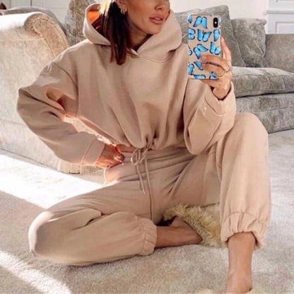 Women’s Oversized Winter Tracksuit – Hoodie & Sweatpants Set
