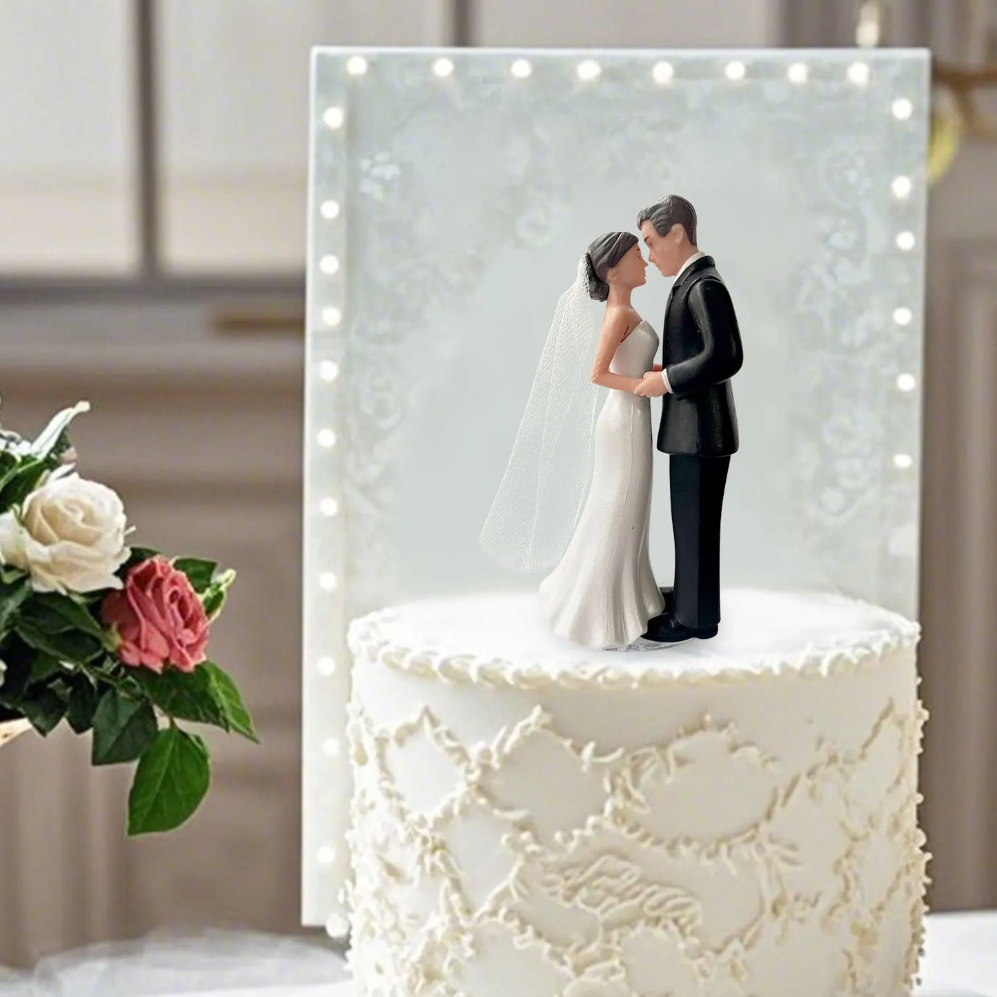 Elegant Bride & Groom Wedding Cake Topper with White Mesh Veil – Perfect for Engagements, Bridal Showers & Anniversaries