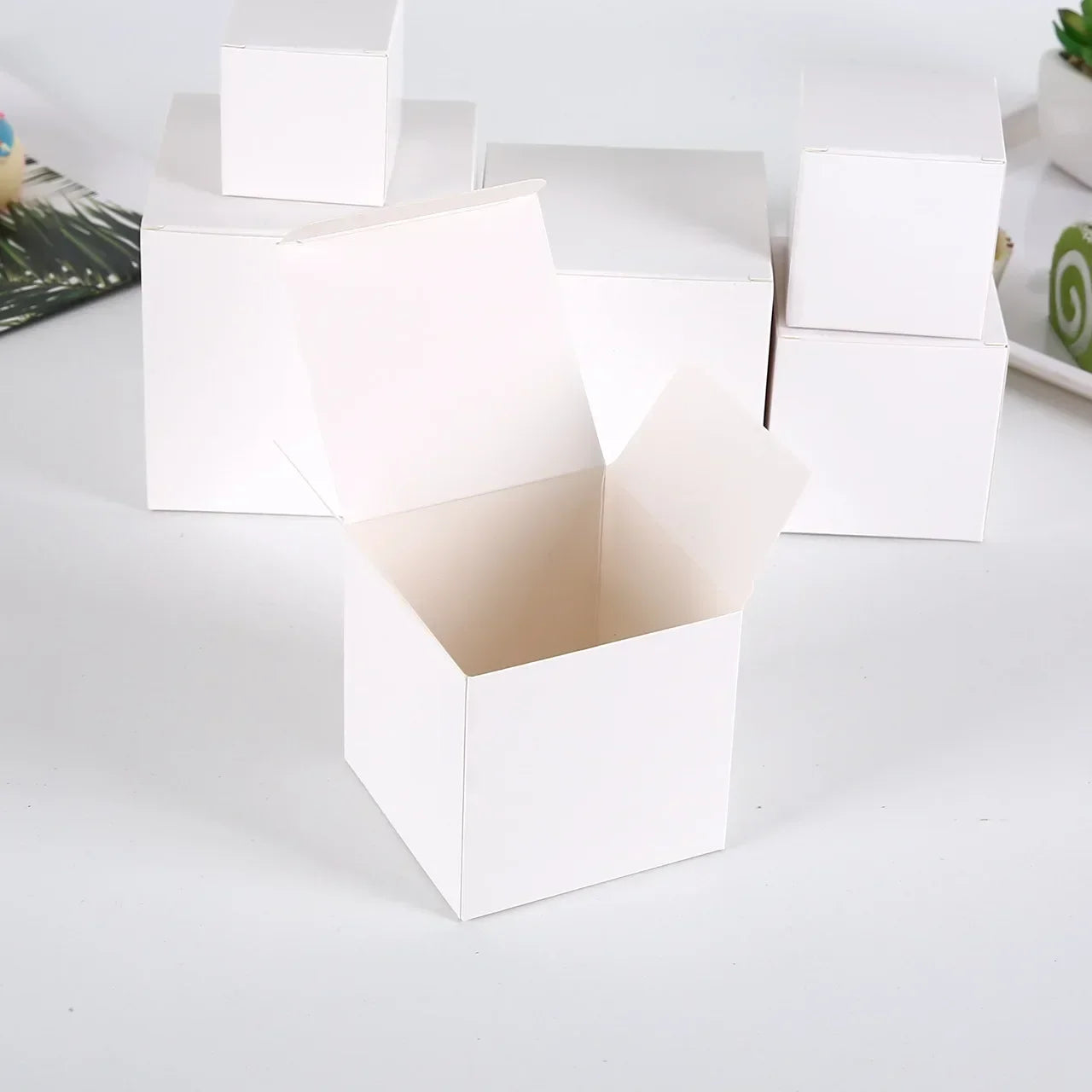 20/50pcs Square Folding Kraft Paper Box Black White cardboard Box for Packaging Candle Gift Box For wedding Party favor candy