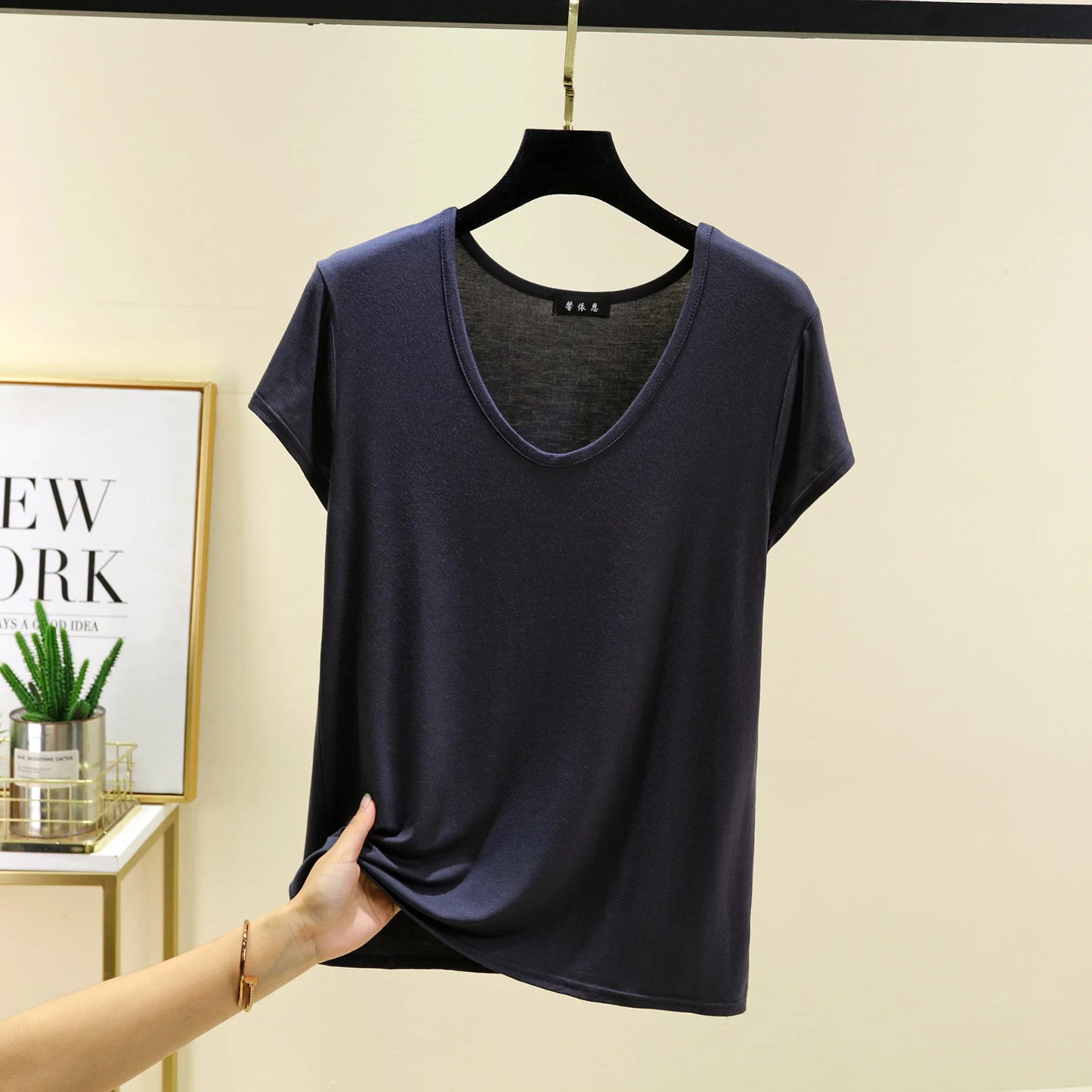 Women’s Plus Size U‑Neck Modal T‑Shirt (L–6XL) – Short Sleeve Solid Color Loose Tee