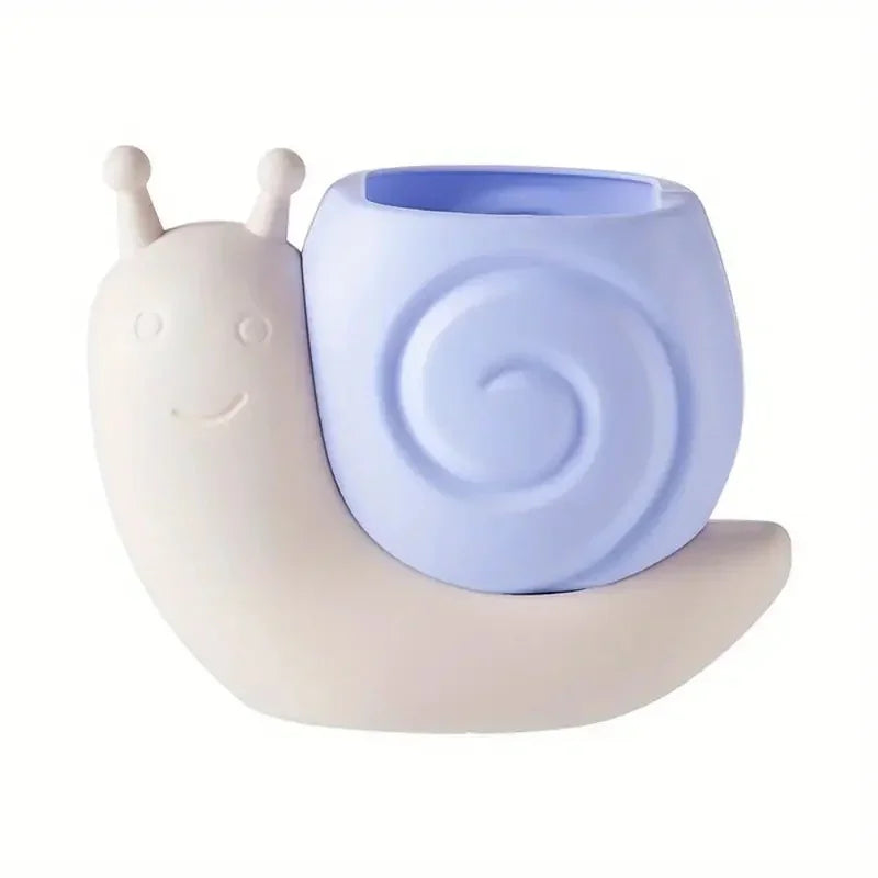 Snail‑Shaped Multi‑Functional Pen Holder – Cute Desktop Organizer for Stationery & Makeup Brushes