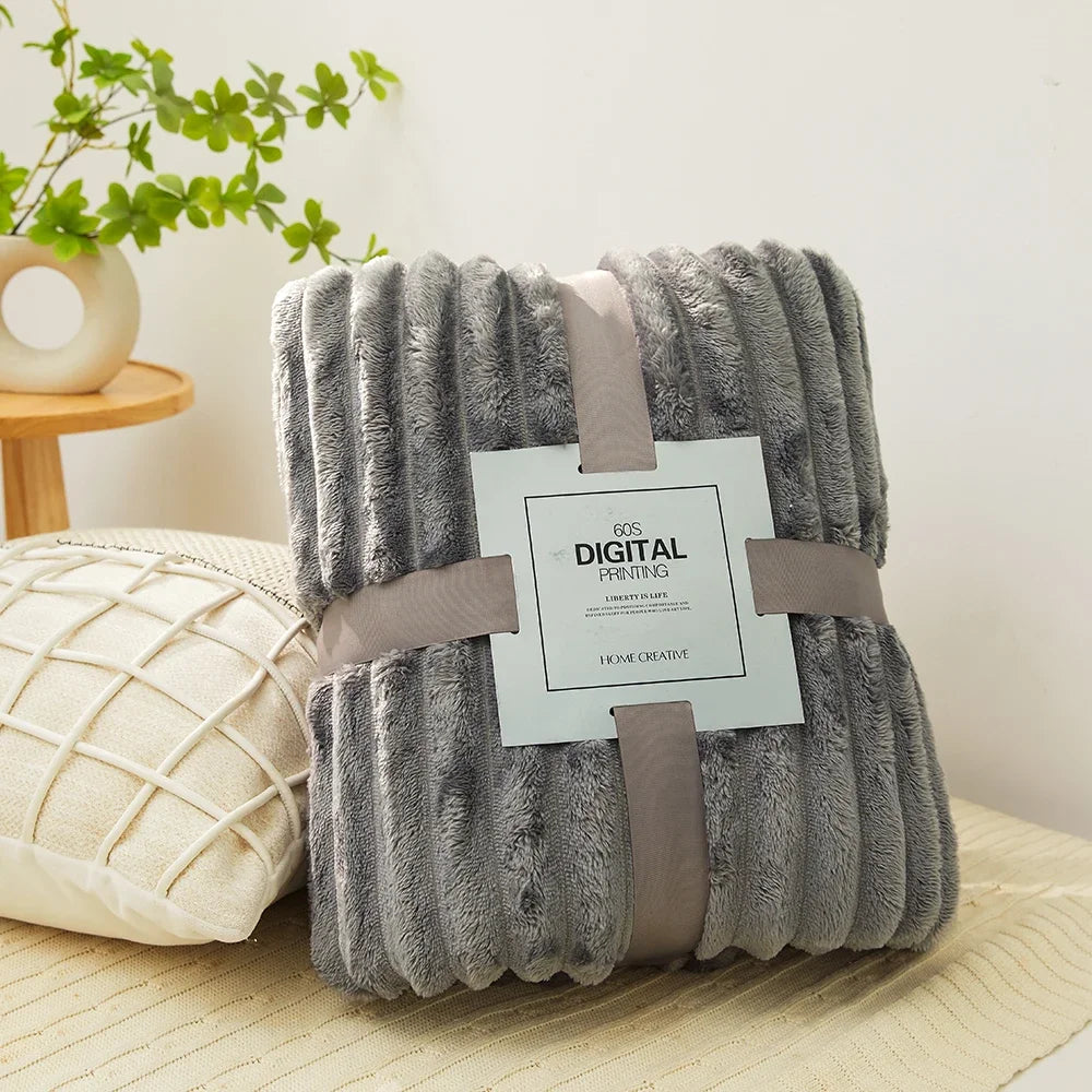 VividTwill 1pc Fluffy Coral Velvet Blanket Air-Conditioned Flannel Plush Comfortable Thickened Warm Soft Throw Blanket Bed Cover