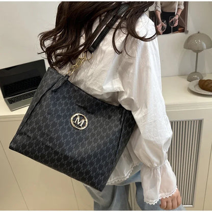 Retro M Letter Women's Shoulder Bag Luxury High Quality Handbag Fashion Large Capacity Tote Bag New Trend Versatile Underarm Bag