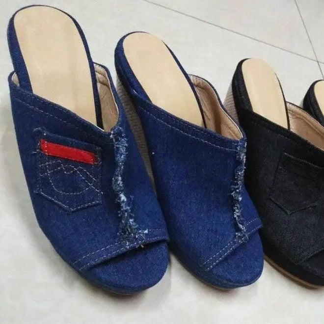 Platform fashion women's slides, summer denim slippers with wedge heels, casual sandals available in large size 43.