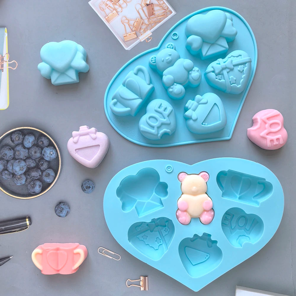 1pc Valentine's Day Theme Chocolate Silicone DIY Soft Candy Mold Bear Shape Baking Resin Soap Wax Melting Ice Jelly Mold