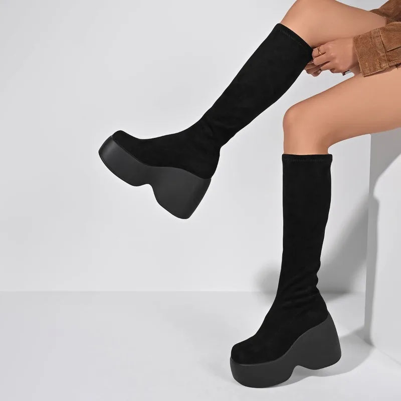 Women's Winter Thick-Heeled Cotton Shoes with Round Head Design, Suede Material, Thick and Soft Soles, Anti-Slip, Wear-Resistant, and High Boot Style.