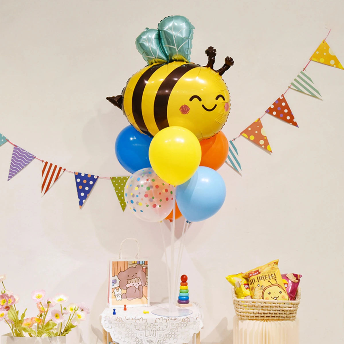 7‑Piece Cartoon Bee & Daisy Foil Balloon Party Set