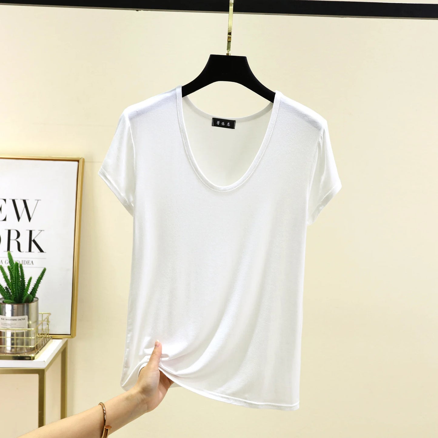 Women’s Plus Size U‑Neck Modal T‑Shirt (L–6XL) – Short Sleeve Solid Color Loose Tee