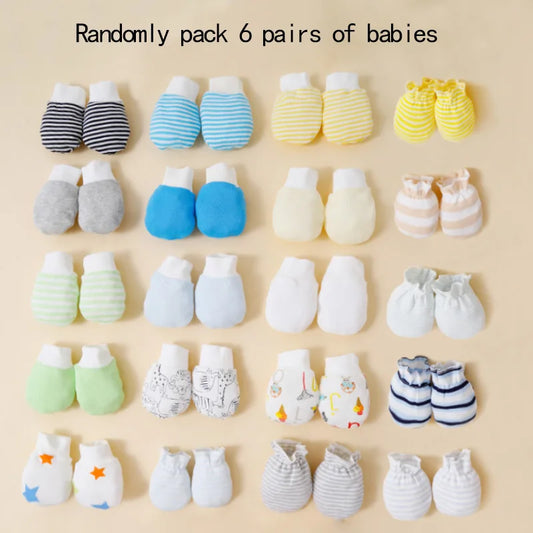 Randomly pack 6 pairs of gloves for babies to prevent face scratching.