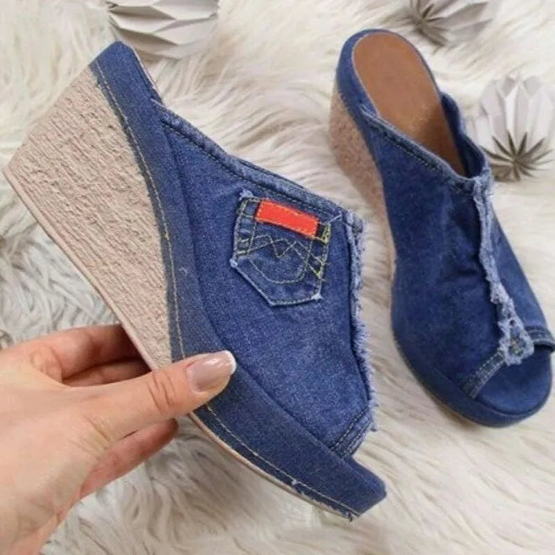 Platform fashion women's slides, summer denim slippers with wedge heels, casual sandals available in large size 43.