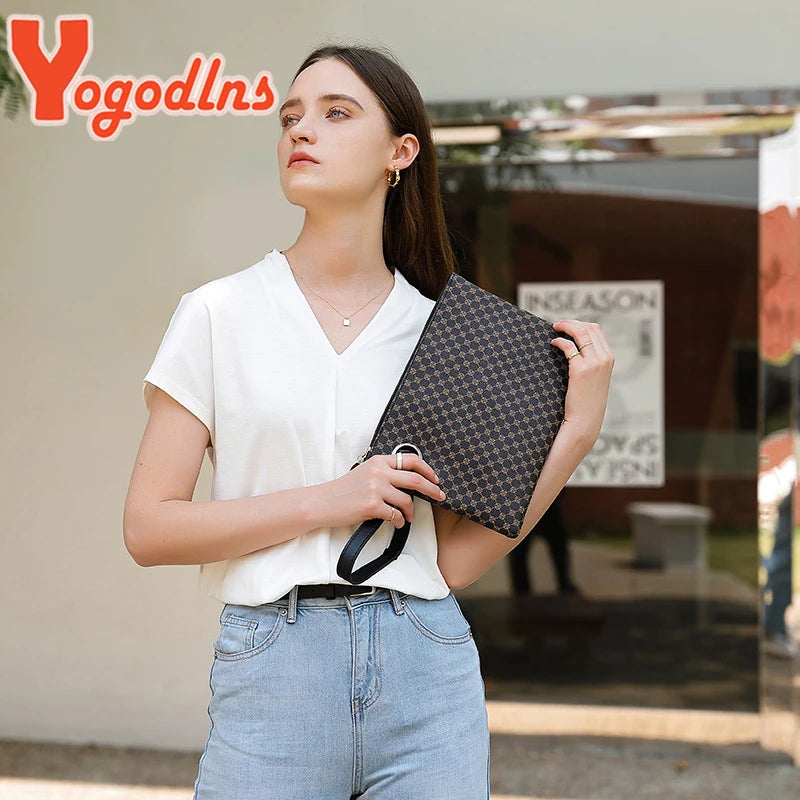 Women’s PU Leather Wristlet – Envelope‑Style Portable Clutch Wallet & Patterned Handbag