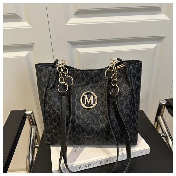 Retro M Letter Women's Shoulder Bag Luxury High Quality Handbag Fashion Large Capacity Tote Bag New Trend Versatile Underarm Bag