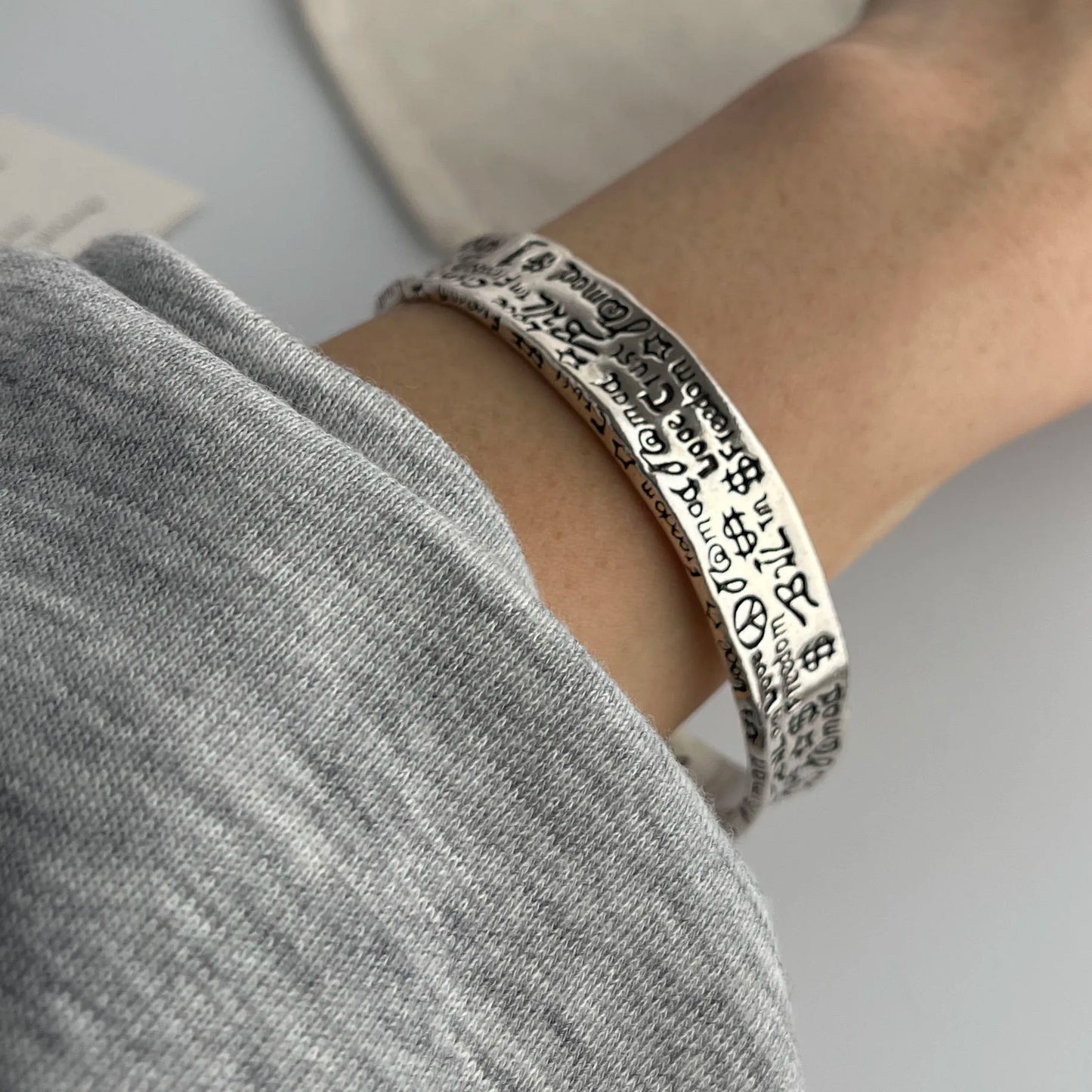 Retro 925 Sterling Silver Bracelet for Women Men Vintage Handmade Hollow Heart Bracelet