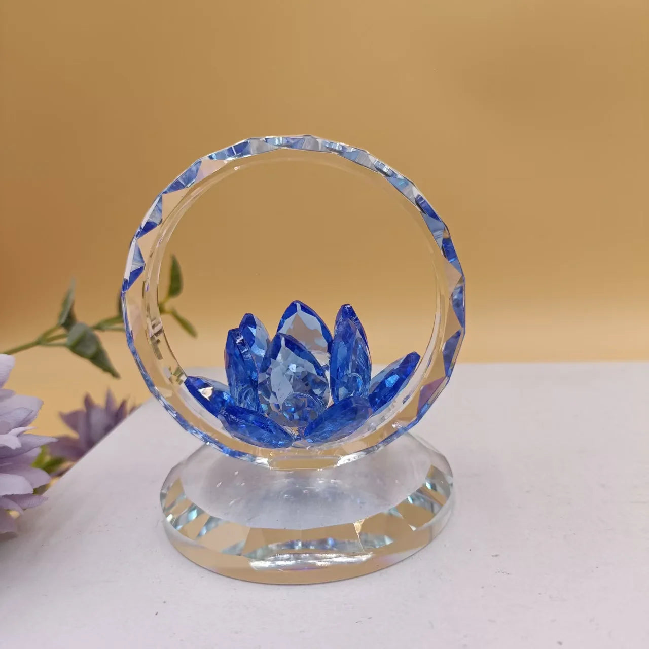 1pc New crystal pink lotus ornament: suitable for counter decoration, car interior decoration, Buddhist hall, living room, offic