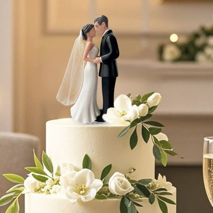 Elegant Bride & Groom Wedding Cake Topper with White Mesh Veil – Perfect for Engagements, Bridal Showers & Anniversaries