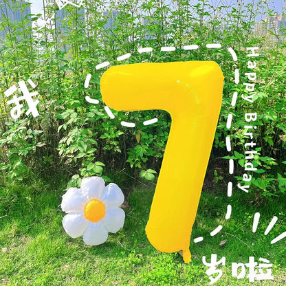 40‑Inch Yellow & White Macaron Daisy Number Foil Balloon