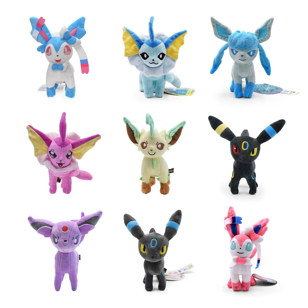 20 cm Pokémon Plush Dolls, featuring fan‑favorite characters like Pikachu, Charmander, Squirtle, Bulbasaur, Jigglypuff, Eevee, Snorlax, and Lapras.n Umbreon Vaporeon Sylveon d