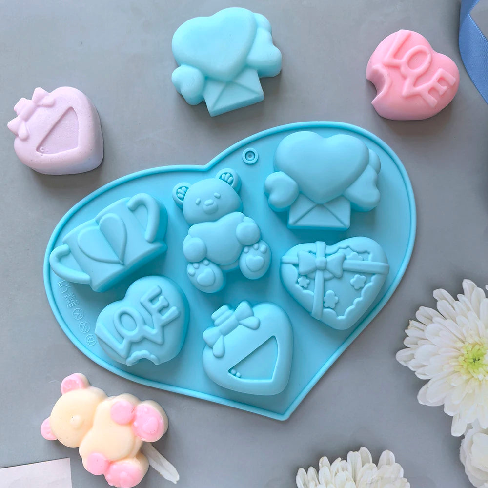 1pc Valentine's Day Theme Chocolate Silicone DIY Soft Candy Mold Bear Shape Baking Resin Soap Wax Melting Ice Jelly Mold