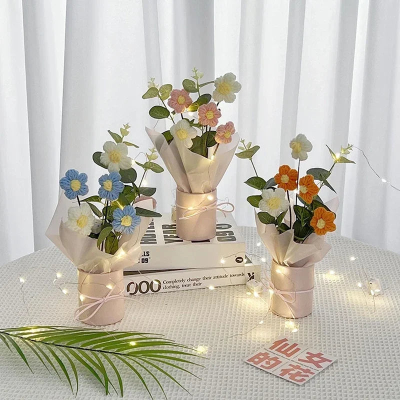 Crochet Flower Bouquet Mother's Day Gifts with LED Light String Hand Knitted Flowers Graduation Artificial Flowers Decor
﻿ 
﻿