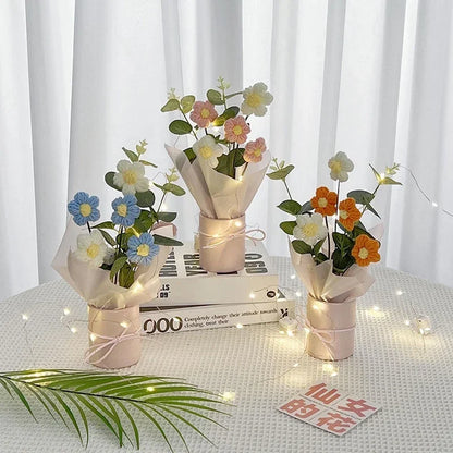 Crochet Flower Bouquet Mother's Day Gifts with LED Light String Hand Knitted Flowers Graduation Artificial Flowers Decor
﻿ 
﻿