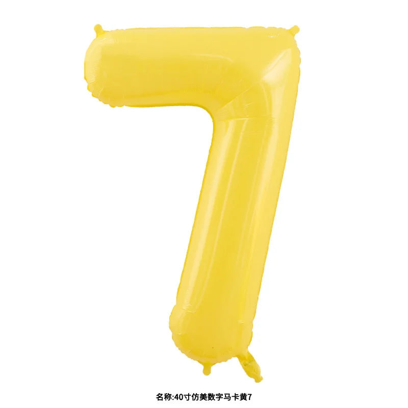 40‑Inch Yellow & White Macaron Daisy Number Foil Balloon