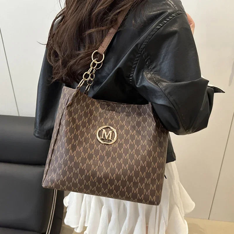 Retro M Letter Women's Shoulder Bag Luxury High Quality Handbag Fashion Large Capacity Tote Bag New Trend Versatile Underarm Bag