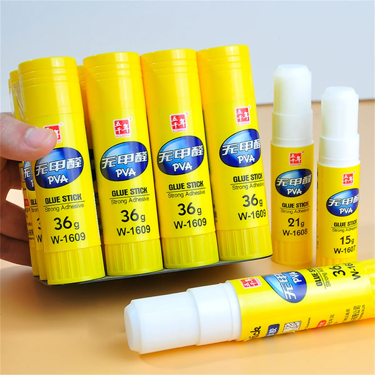 High Efficiency Adhesion Clear Solid Glue Stick-9g   1pc/3pc/5pc