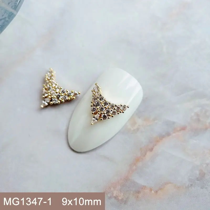 10pcs/lot Luxury No Fading Bow Butterfly Arc Nail Art Parts Zircon Crystal Manicure Nails Accesorios Supplies Decorations Charms