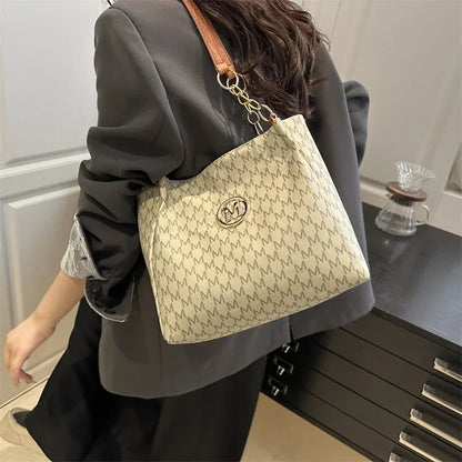 Retro M Letter Women's Shoulder Bag Luxury High Quality Handbag Fashion Large Capacity Tote Bag New Trend Versatile Underarm Bag
