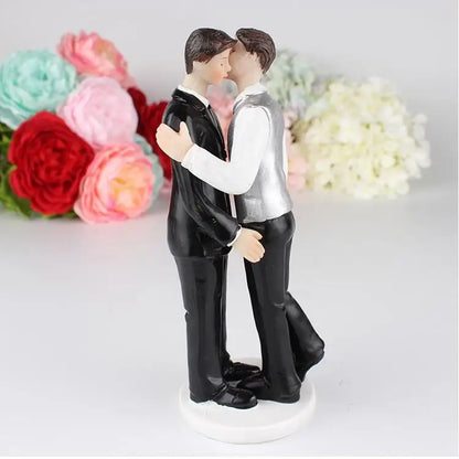 Romantic Bride & Groom Resin Figurine – Wedding Cake Topper for Valentine’s, Engagements & Anniversary Celebrations