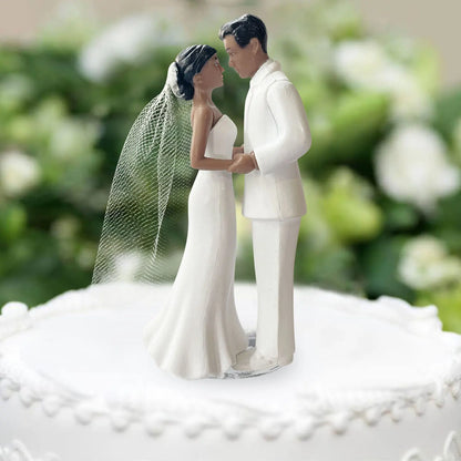 Elegant Bride & Groom Wedding Cake Topper with White Mesh Veil – Perfect for Engagements, Bridal Showers & Anniversaries