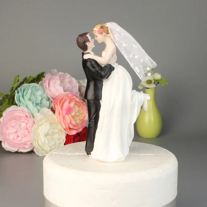 Romantic Bride & Groom Resin Figurine – Wedding Cake Topper for Valentine’s, Engagements & Anniversary Celebrations