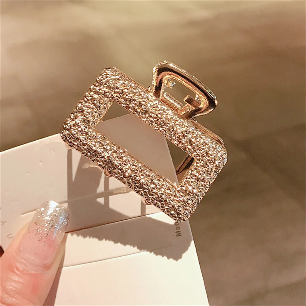 Exquisite Metal Geometric Hair Claw for Women